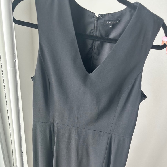 Theory Black Dress - Picture 1 of 3